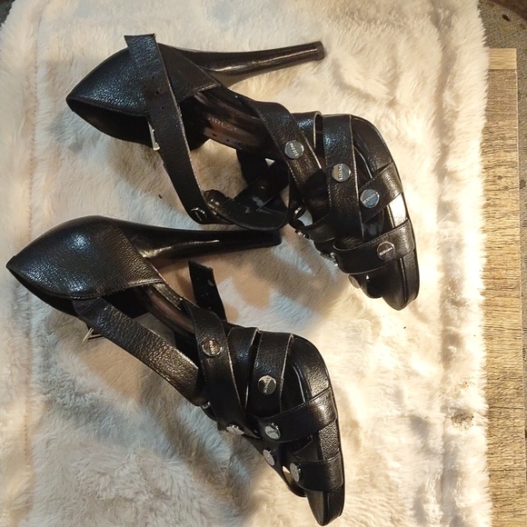 🆕️ BCBGirls "Dimitria" Heels - Picture 2 of 7